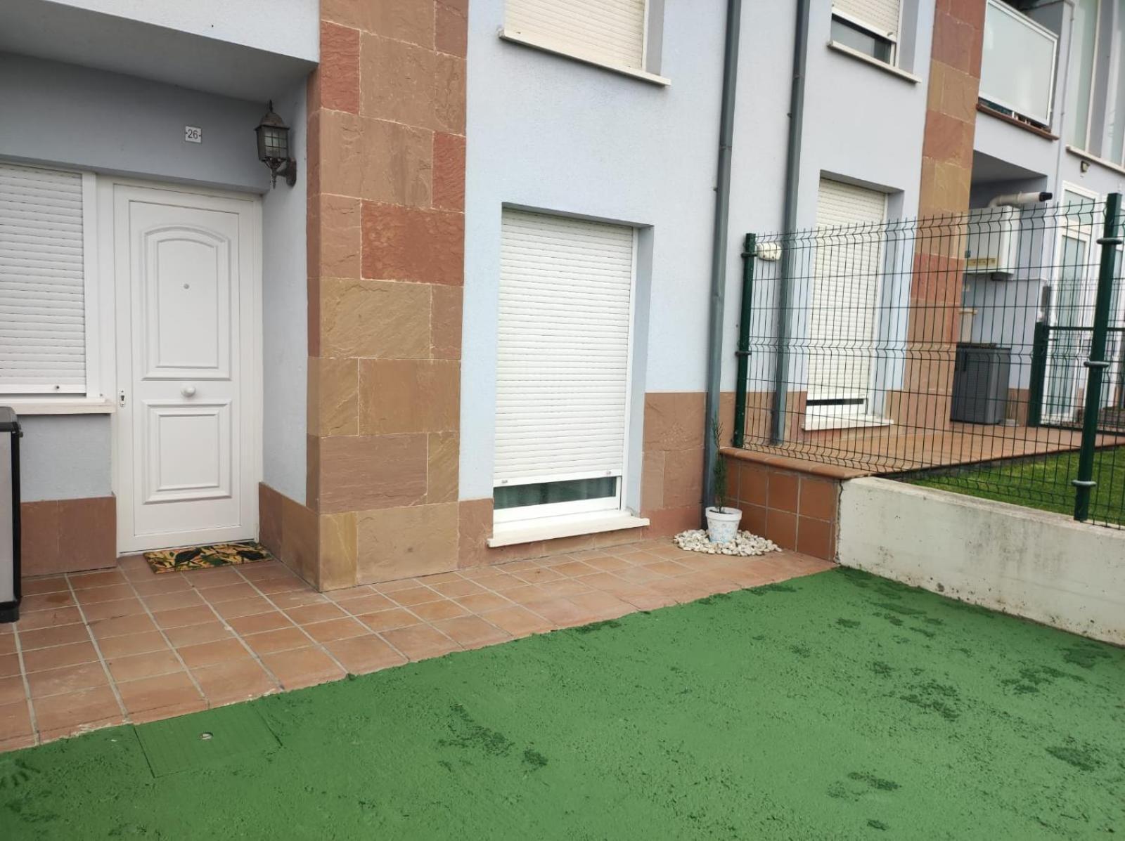 Chalet Bajo Con Jardin, Patio, Cenador Y Barbacoa. Viveda Экстерьер фото